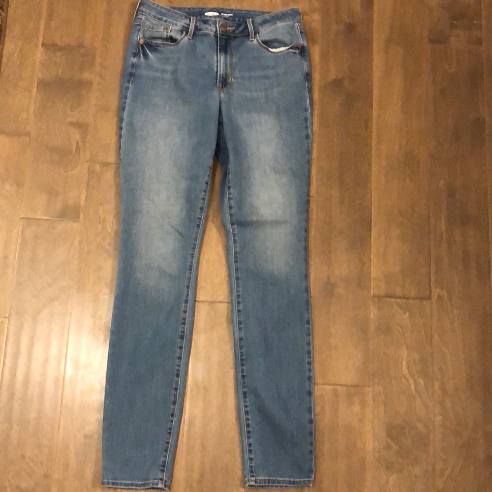 Old Navy skinny jeans